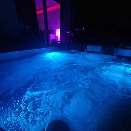 Studio Jacuzzi Prive Portet-sur-Garonne Esterno foto
